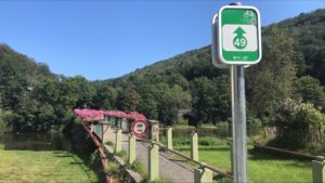 Photo du panneau vers le Points Nœuds 49