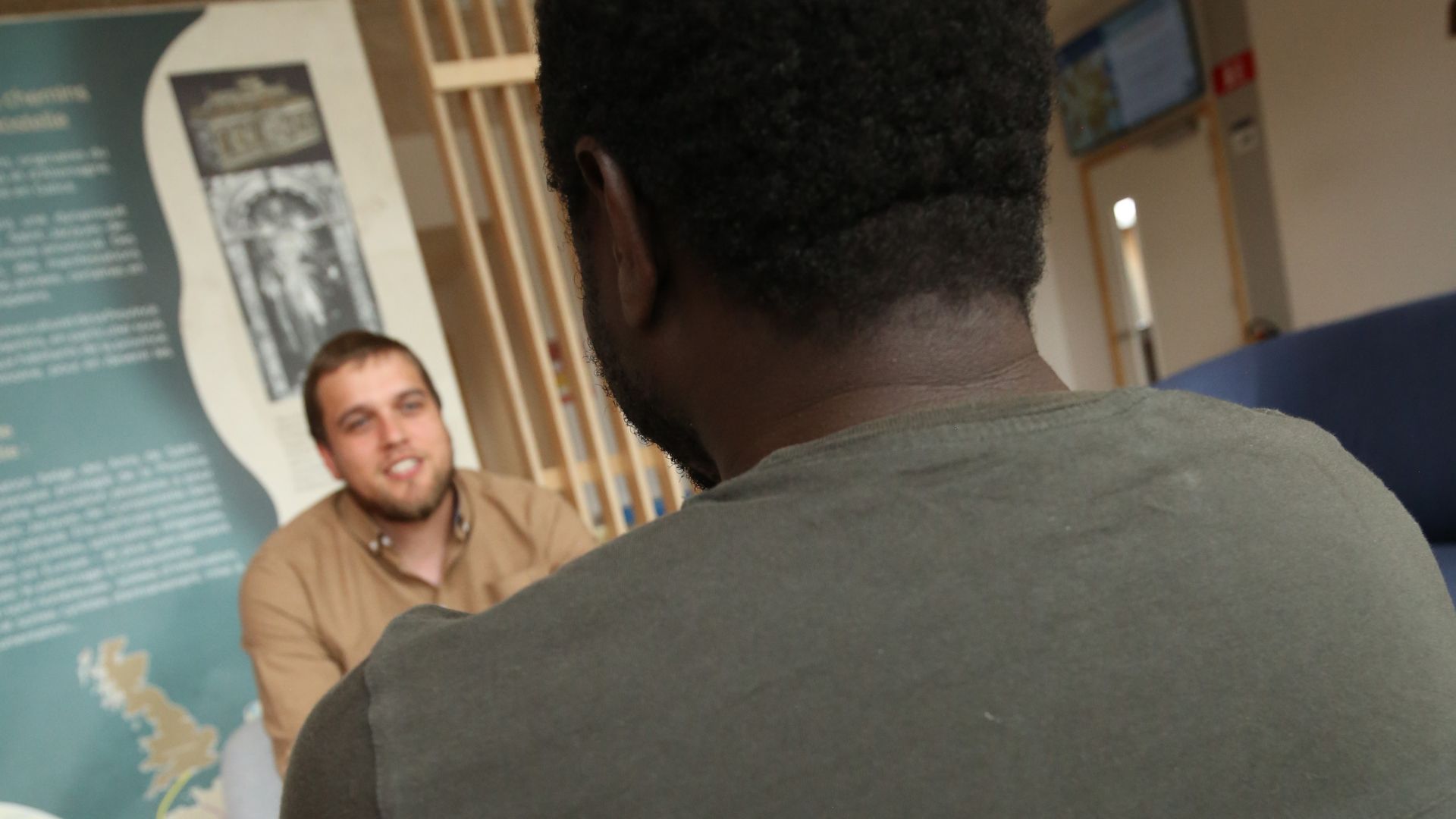 Tout ce qu'il faut savoir sur les aides aux migrants, clinique de l'exil...